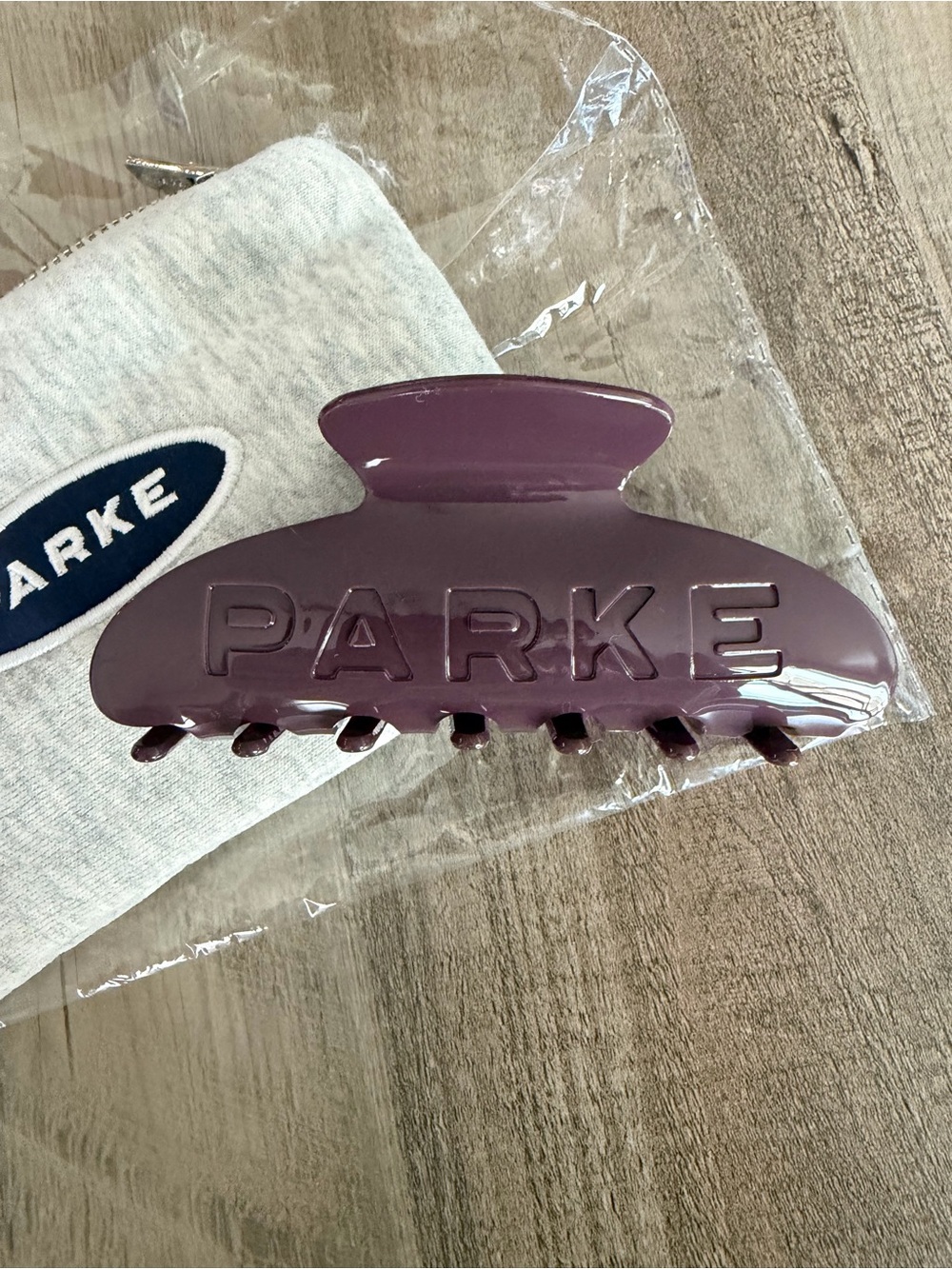 Rare NEW Parke Claw Clip *Eggplant* 💜 - Picture 3 of 3